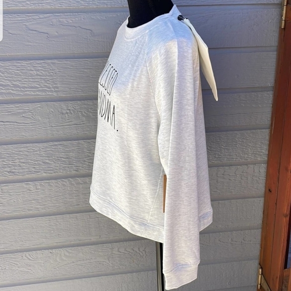 RAE DUNN “BLESSED GRANDMA” SWEATSHIRT W/POUCH - Picture 3 of 5